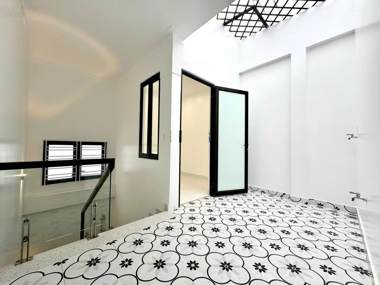 Nhà đẹp mới tuyến 2 lê hồng phong