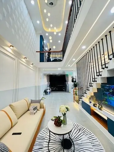 Bán căn nhà 48m2 hẻm Trần Quốc Thảo, Phường 6, Q 3, giá 3 tỷ 550, SHR.