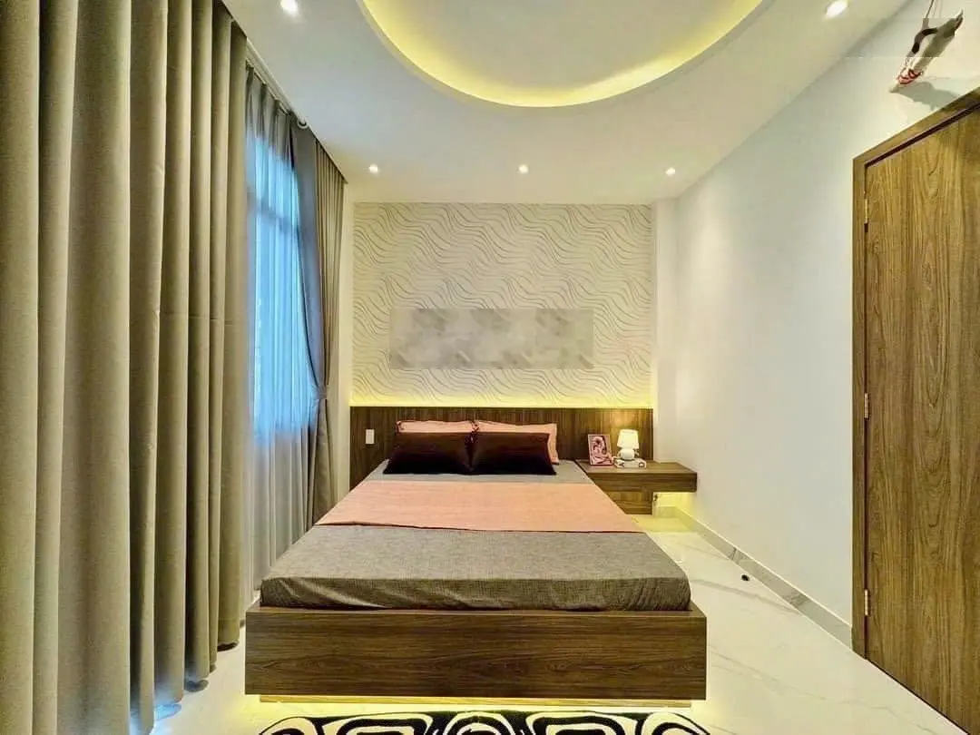 Cạnh bệnh viện Nhi Đồng 1 bán căn 43m2. Bán 1tỷ950. Sự Vạn Hạnh, P12, Q10. Sổ hồng sẵn, hẻm oto 5m.