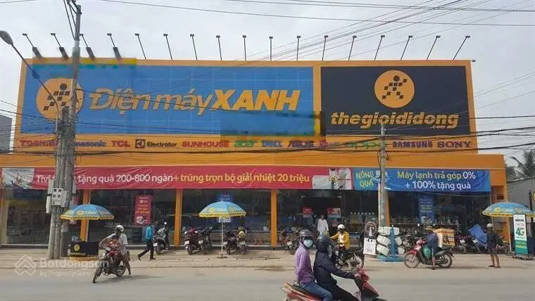 Kẹt tiền bán gấp 20x40m=800m2 MT đường 16m ngay chợ, KCN QL13 dân rất đông tiện xây trọ 175tr/sổ