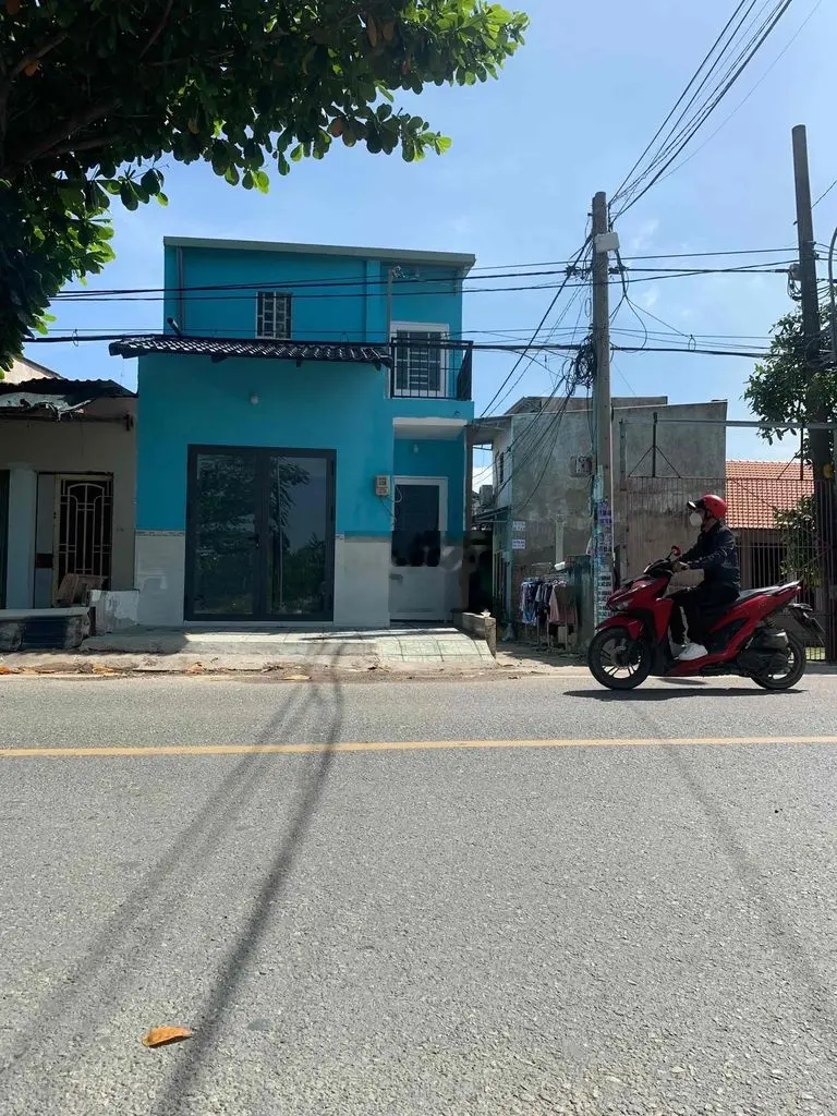 Nhà 1T. 1L. 2 mặt tiền. Bùi Công Trừng. ĐT. HocMon