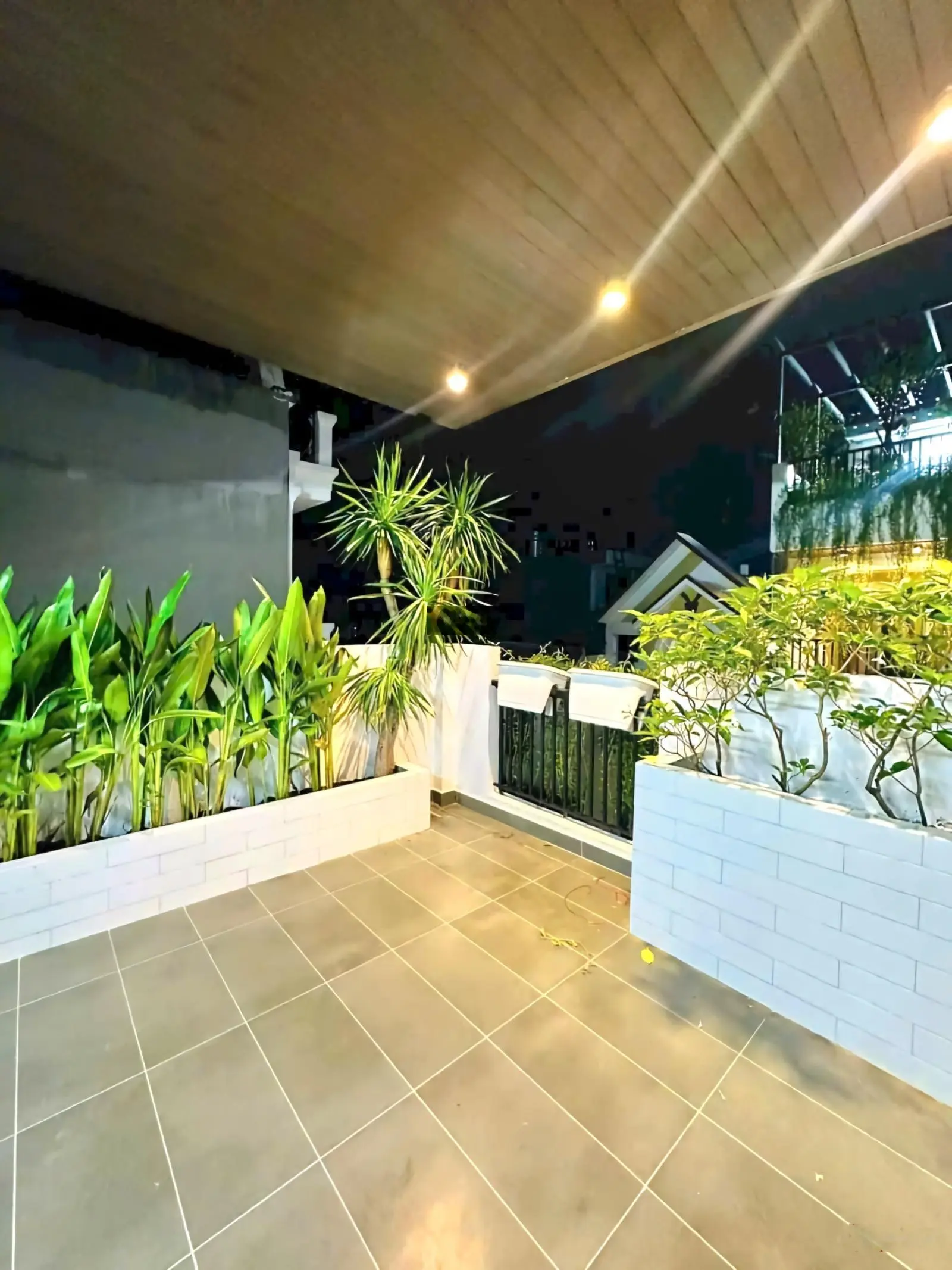 Bán căn nhà phố 3 lầu full nội thất cao cấp mới, đường Hà Huy Giáp. (giá chỉ hơn 6 ỷ)