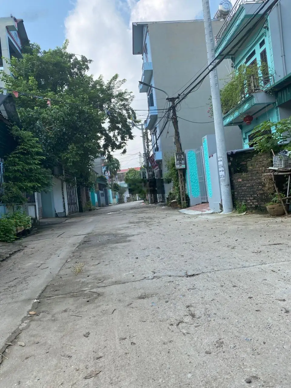 Bán 44m2 lô góc full thổ cư, đường thông ô tô đỗ cửa tại Nam Hồng giá 2.68 tỷ (có thương lượng)