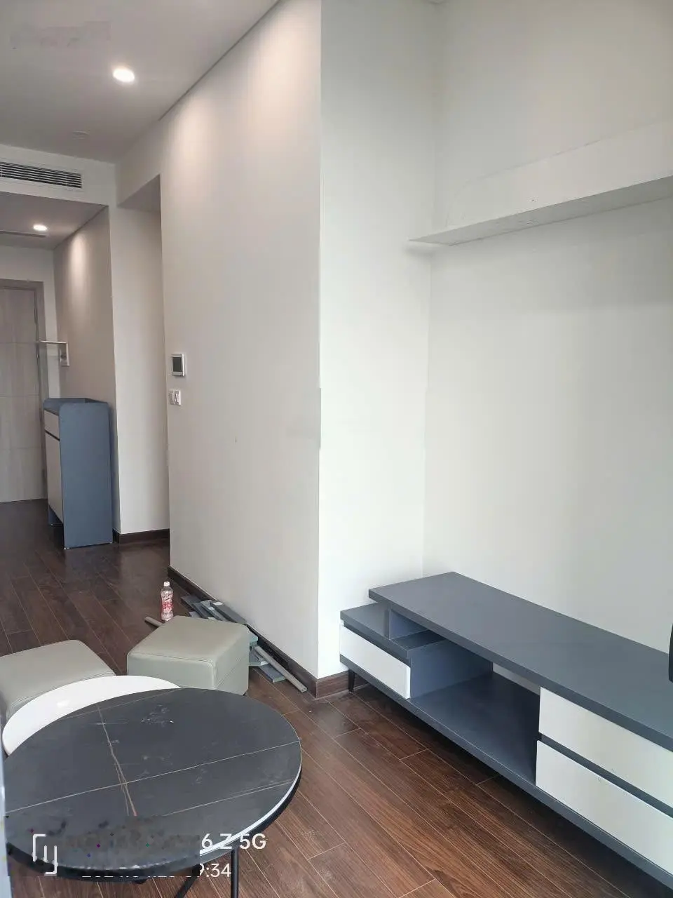 Chính chủ bán nhanh căn hộ 2N2VS Masteri West Heights Tòa C tầng 06 giá rẻ nhất khu vực chỉ 4 tỷ