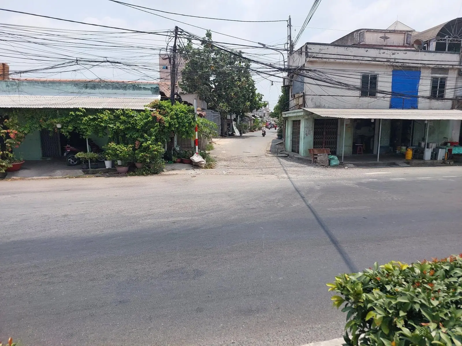 Nhà đẹp 3 mặt tiền ngay trung tâm thị trấn Gò Dầu, Tây Ninh 149.5m2