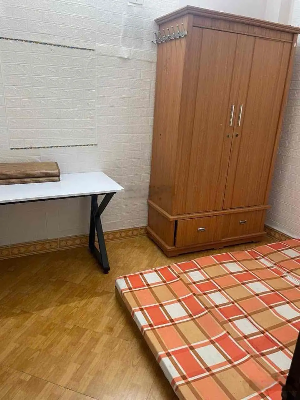 Hot! Bán nhà gấp Vũ Tông Phan - TX. Sát phố giá bé. DT: 30m2x3t. Giá 3,75 tỷ