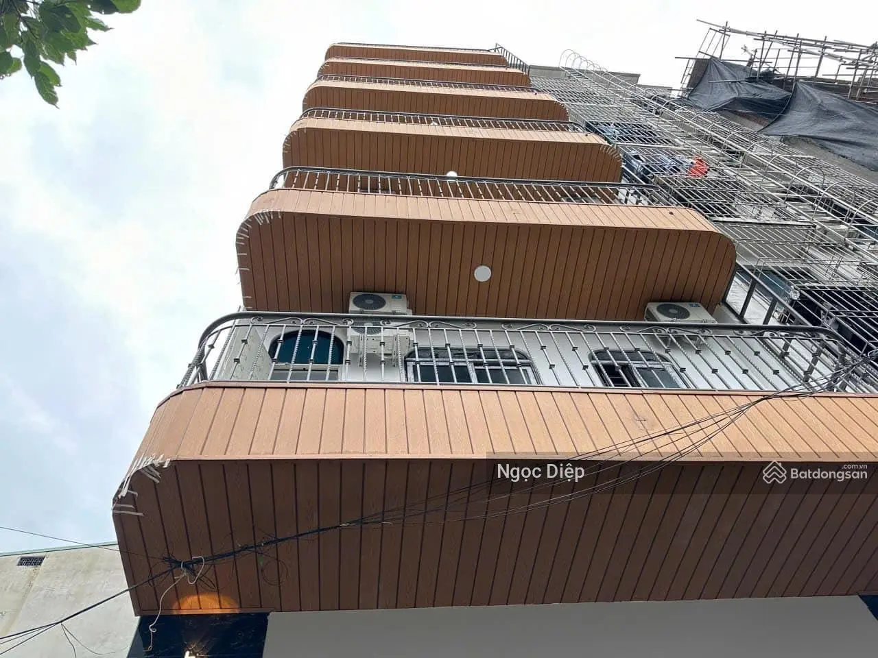 Bán tòa CCMN đường Cầu Diễn, Bắc Từ Liêm - DT 120m2 6T - doanh thu 150tr/th 0945 453 ***