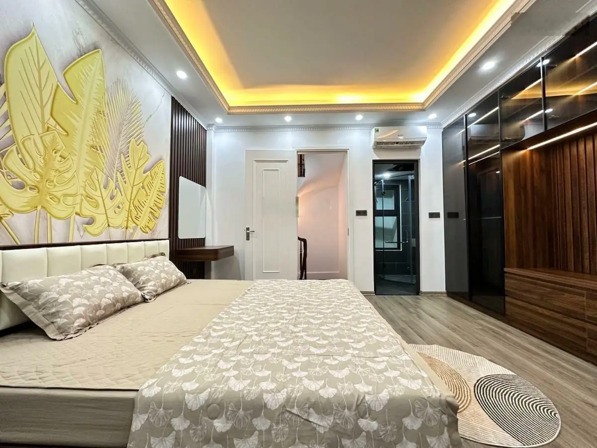 Bán nhà phố Lê Trọng Tấn - QuậnThanh Xuân. Diện tích 45m. Giá 12.9 tỷ. Sổ Phân lô