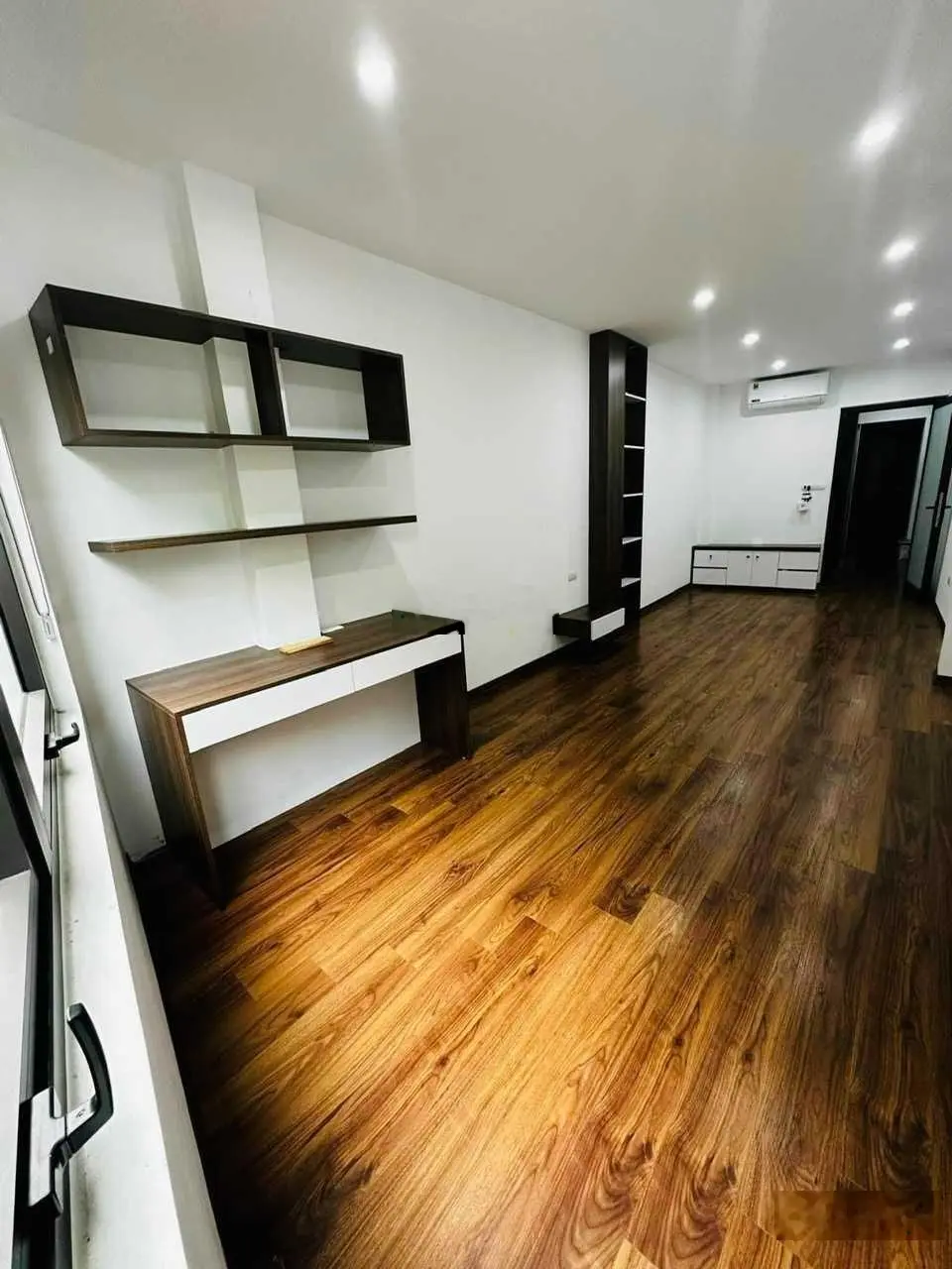 Nhà phố giá nét! Đặng Tiến Đông - mặt phố - 7 tầng thang máy - 35m2 - 15.5 tỷ