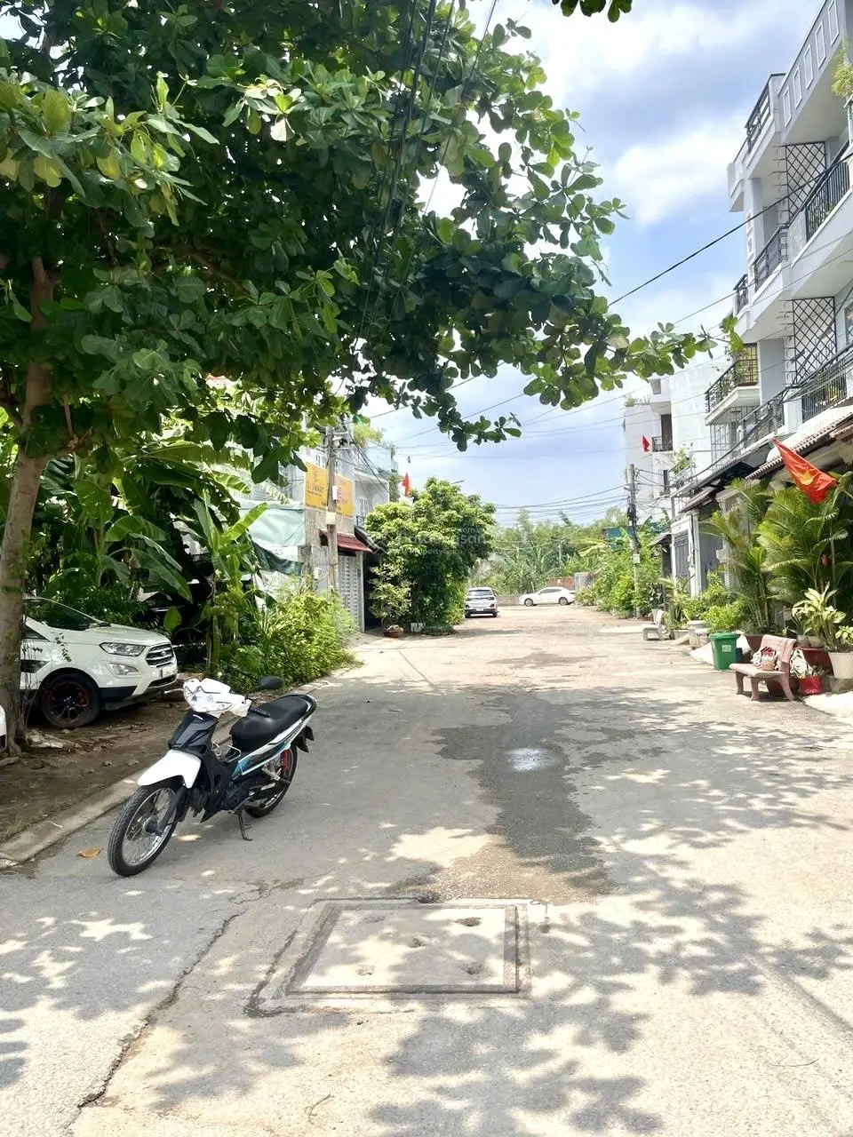 Siêu phẩm nhà 3 tầng - DTSD 120m2 khu vip TNPB B đường ô tô tránh 6m gía nhỉnh 5 tỷ