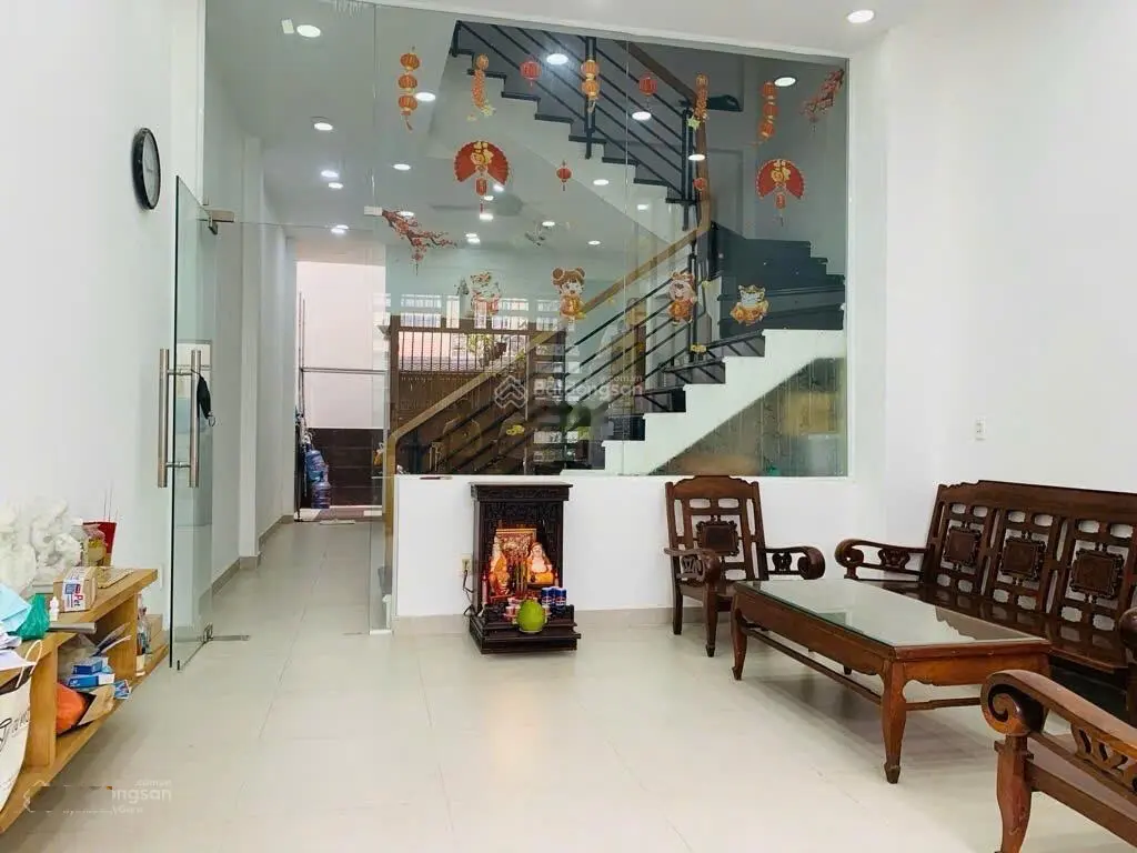 Bán nhà 3 tầng (4.5 x 20m) hẻm xe tải, 4P ngủ đường Nguyễn Thái Sơn, Gò Vấp, chỉ 9.35tỷ