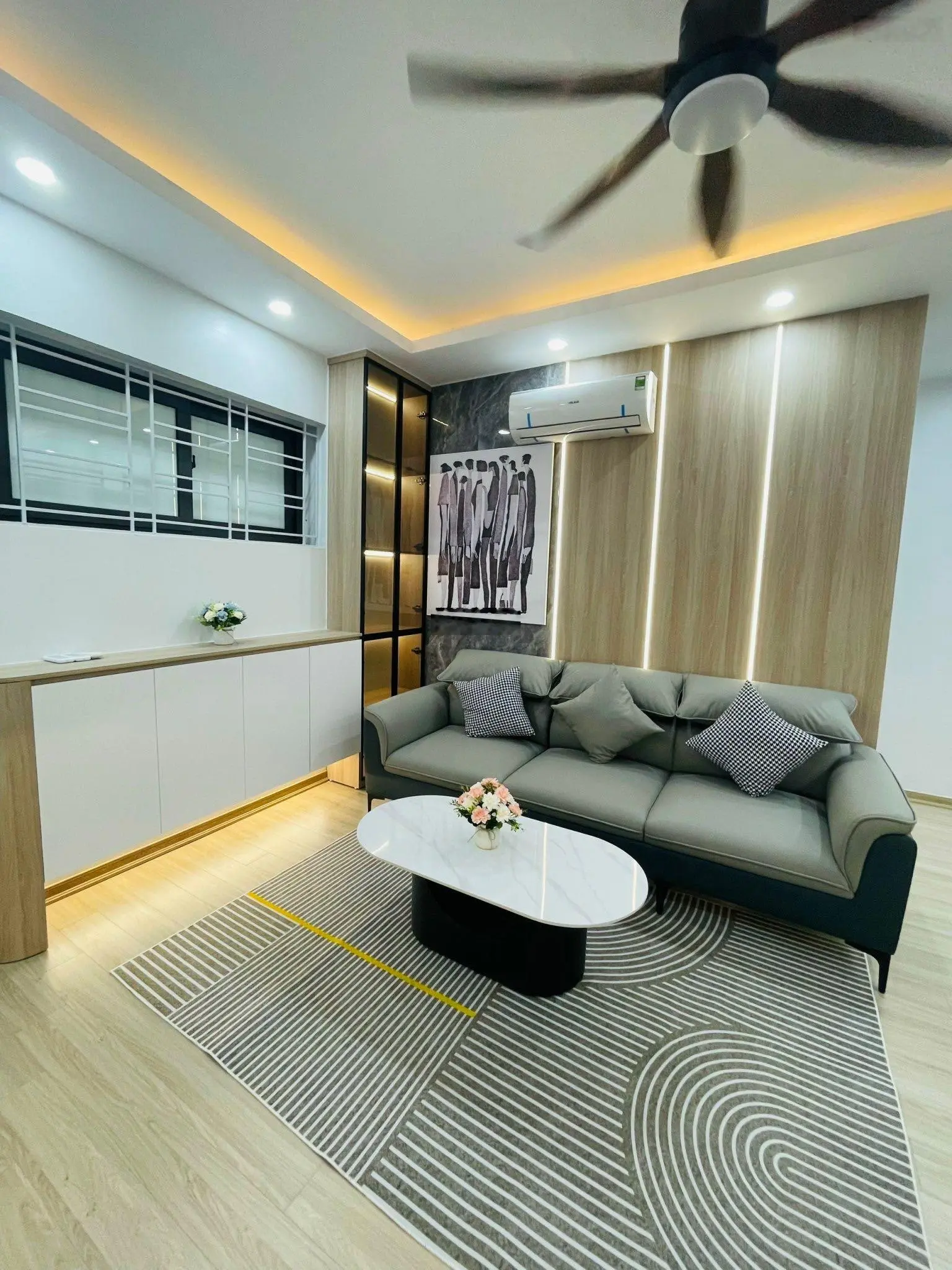Bán căn hộ tại Nơ3 Bán đảo Linh Đàm - Hoàng Mai Hà Nội. 80m2 3ngủ 2VS. Giá 3tỷ480tr