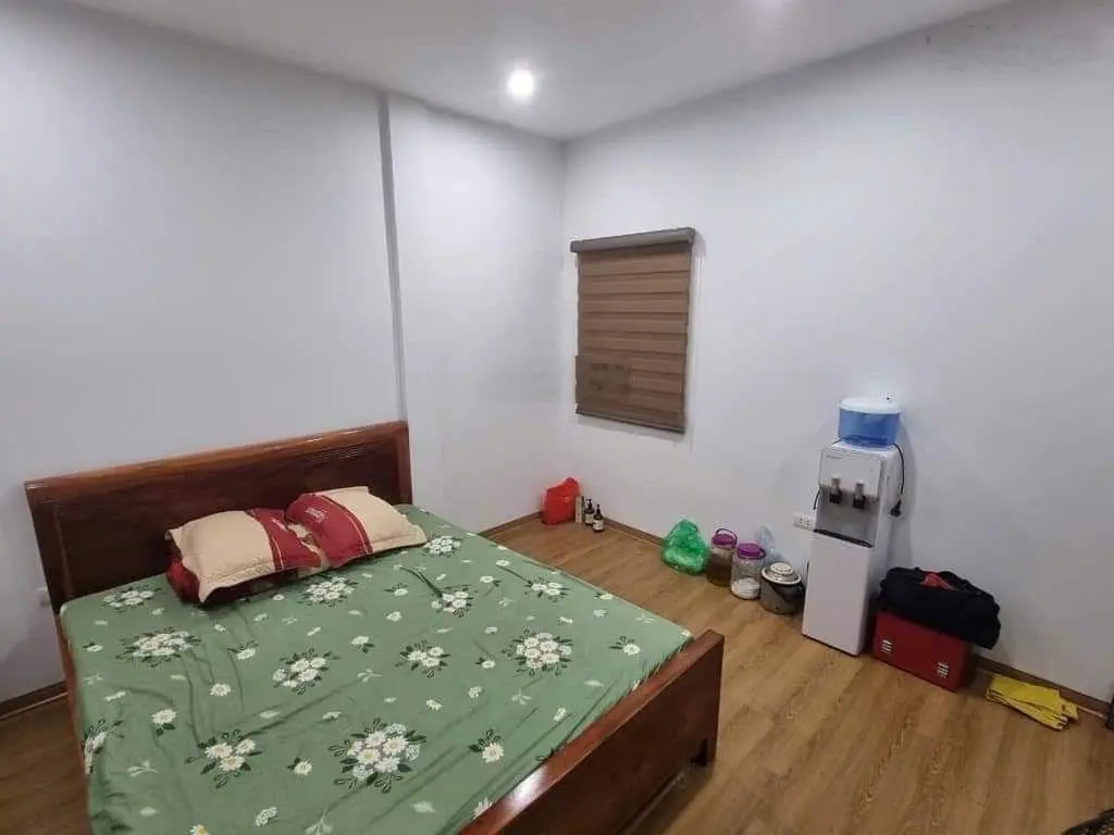 Bán nhà mặt phố Vân Hồ 2 Quận HBT Hà Nội DT 30m2 cấp 4 MT 5m giá 6,3 tỷ nhà vị trí trung tâm quận