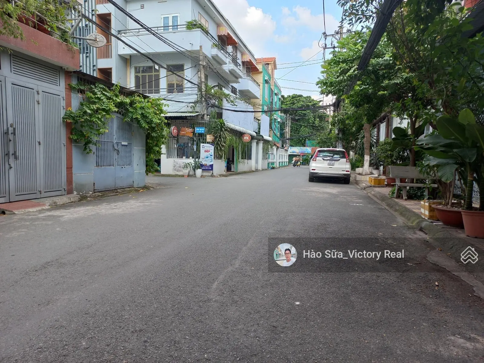 Hàng hiếm tại 158 Hoàng Hoa Thám, DT: 3.6 x 19m, 3 tầng, giá: 10.9 tỷ LT
