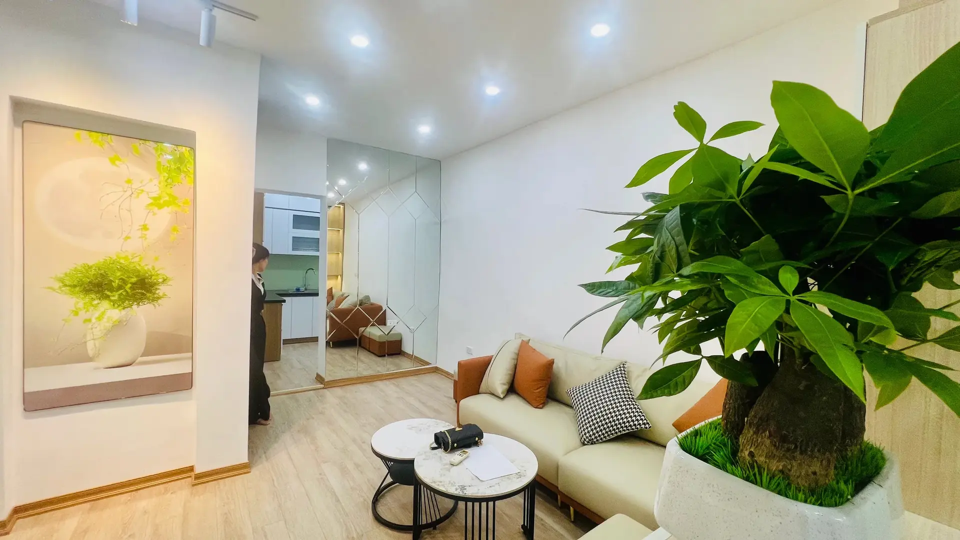Căn hộ 2PN full nội thất - Đại La, Hai Bà Trưng - 60m2 - hơn 2 tỷ