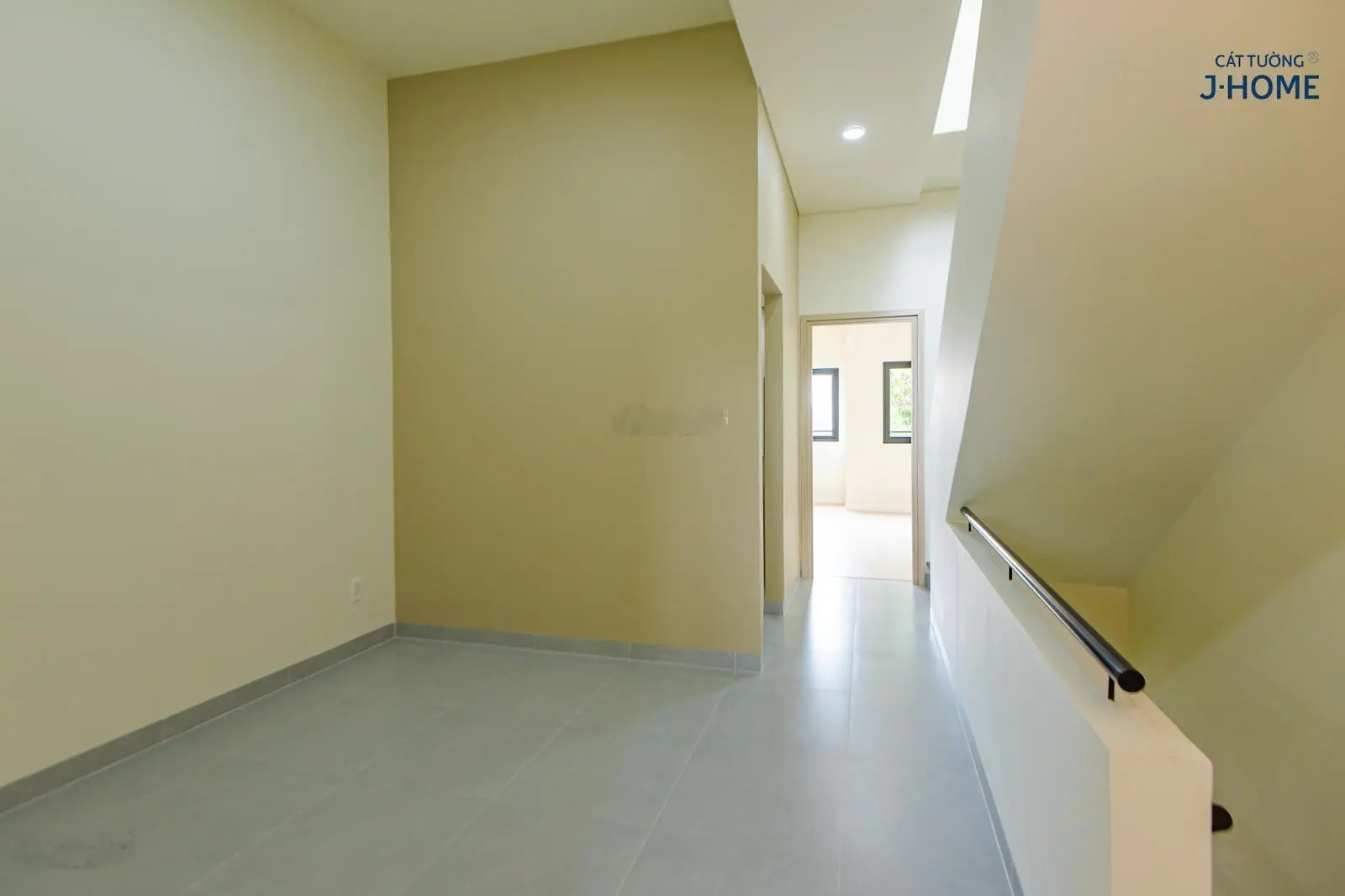 Tài chính cỡ 1,2 tỷ sở hữu căn nhà y hình luôn ạ. 76m2, SHR nhà trung tâm TP Thuận An
