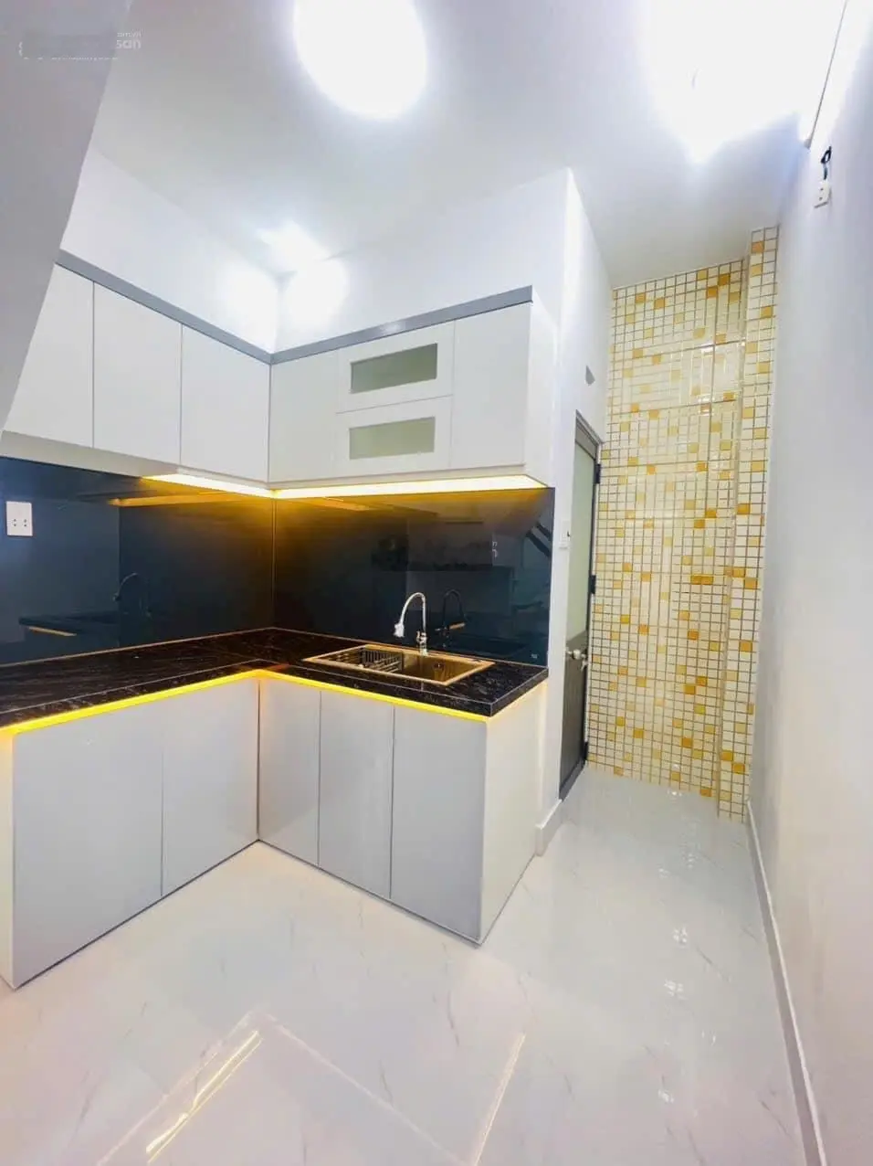 Nhà bán gấp đường oto vào được 4m, sổ sẵn ở đâu hẻm Thuận Giao 22, Thuận An, 70m2, 1L, 1T. SHR
