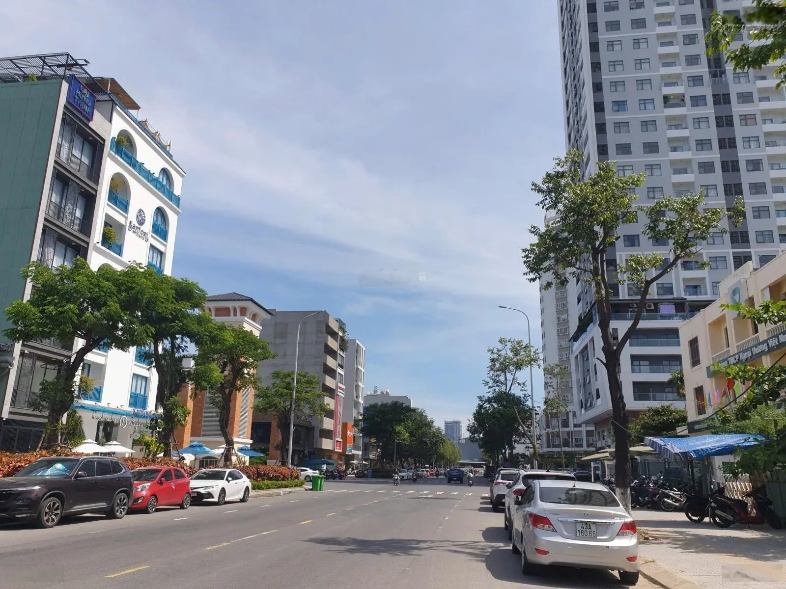 Bán cặp đất hướng Đông (10x20)MT đường Trần Hưng Đạo ngay Cổng EURO VILLA sát Toà MonarChy