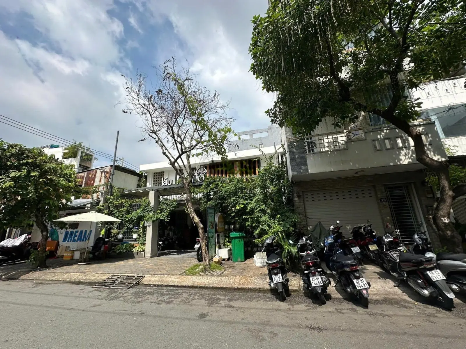 Siêu hiếm! Bán nhà mặt tiền ngay Nguyễn Thị Thập quận 7, 10x30m, 2 tầng CTXD hầm 7 tầng giá 63 tỷ
