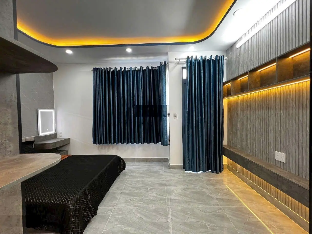 Nhà mới xây thiết kế hiện đại xe hơi ngủ trong nhà đường Huỳnh Tấn Phát - TT Nhà Bè
