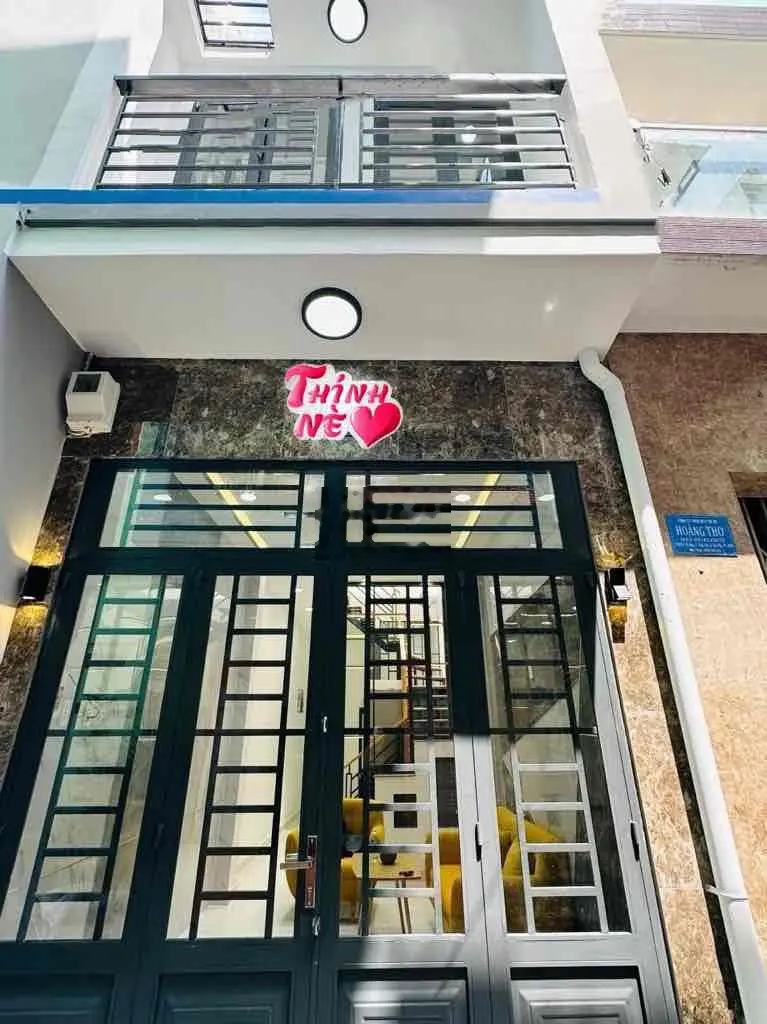 BÁN GẤP NHÀ TÂN PHÚ - TÔ HIỆU - HXH - 30m2 - MỚI ĐẸP - GIÁ ƯU ĐÃI TL