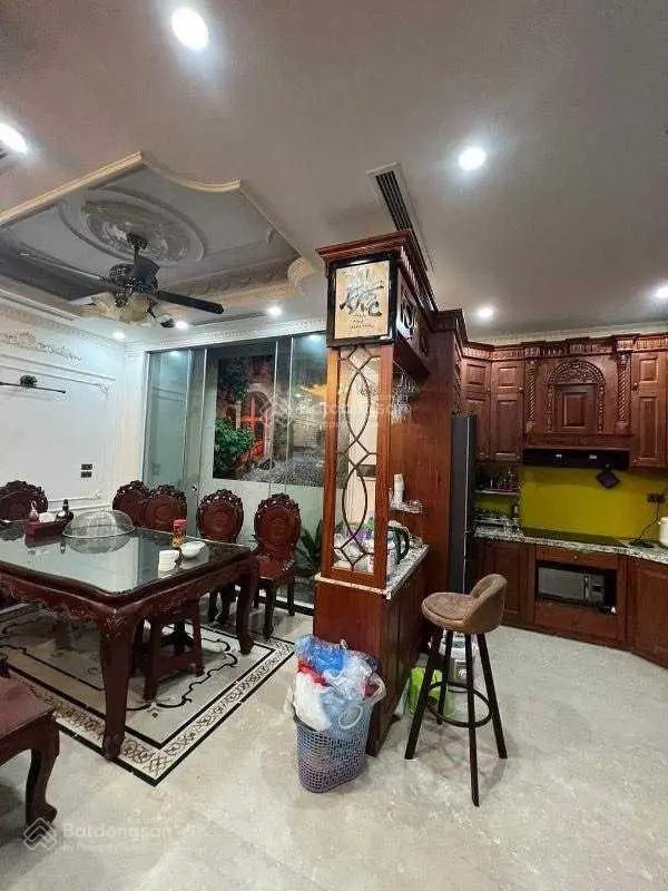 Bán biệt thự song lập Romantic 120m2 x 6T thang máy NT đầy đủ bảo vệ 24/7 Xuân La, Tây Hồ giá 52 tỷ