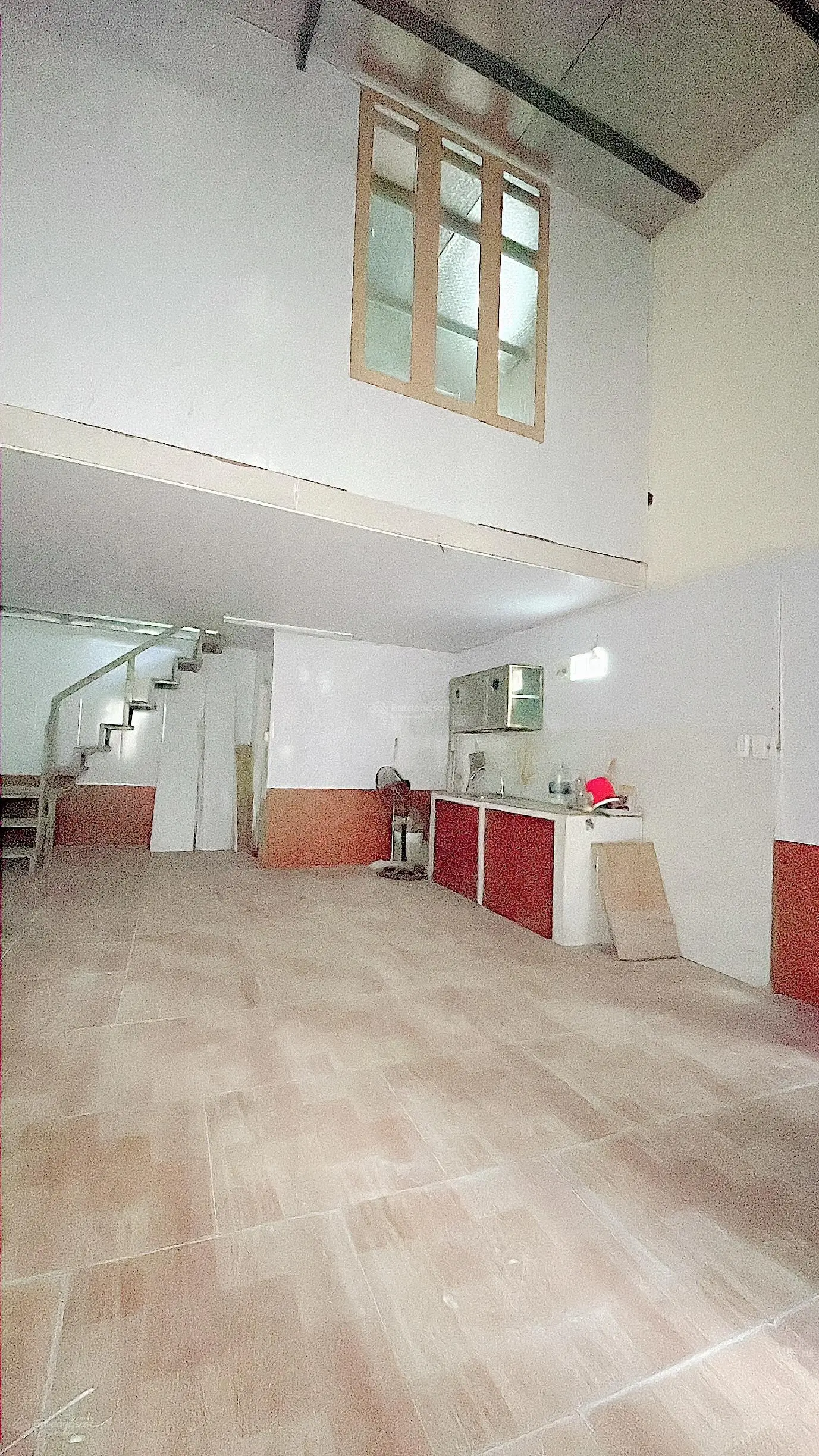 950 triệu , PHÚ ĐÔ , 70m2 , 3 ngủ , ở thoáng viễn , khu vực đông dân .