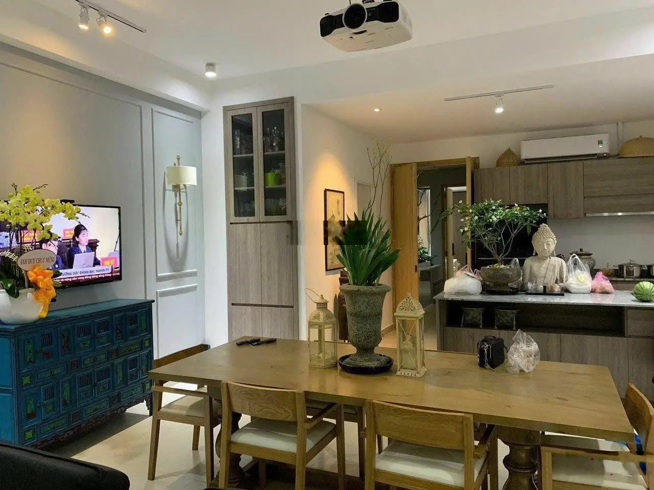 Chính chủ bán tòa nhà CHDV - Ngay khu vip Khánh Hội, giáp Q1-(7*30m)-7 lầu-TN: 190tr/th - Giá 28 tỷ