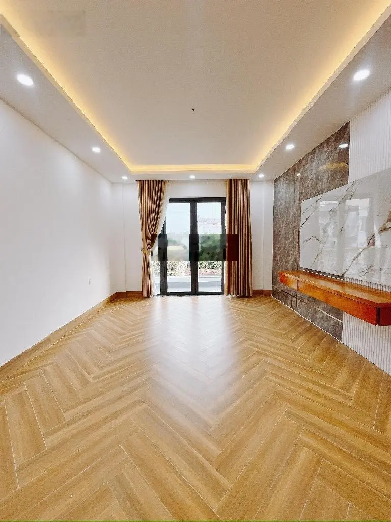 MT đường 85 Tân Quy nhà mới có thang máy 6 lầu 7wc sổ hoàn công chuẩn kinh doanh dc mọi ngành nghề