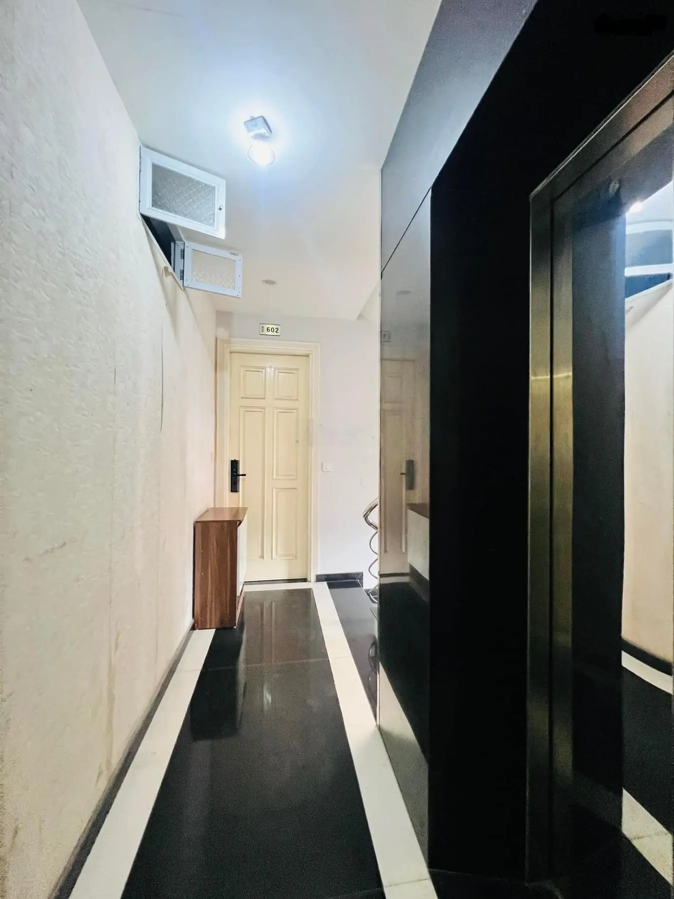 Bán nhà hoa hậu phố Thái Thịnh - Đống Đa kinh doanh đỉnh, ô tô đỗ cửa 60m2x6T 4mMT 11.5 tỷ có TL