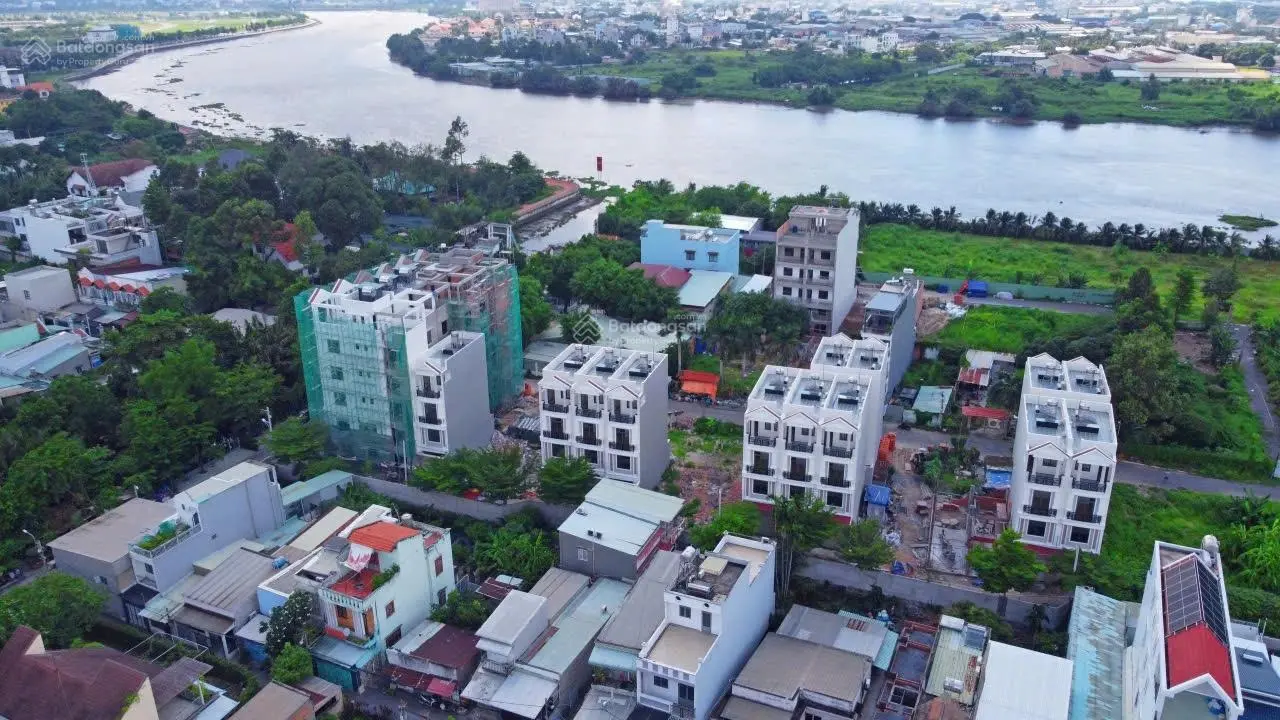 Nhà đẹp 3lầu ven sông Sài Gòn nở hậu 4,8x15m, giá từ 7,6 tỷ (SHR - đường 8m)