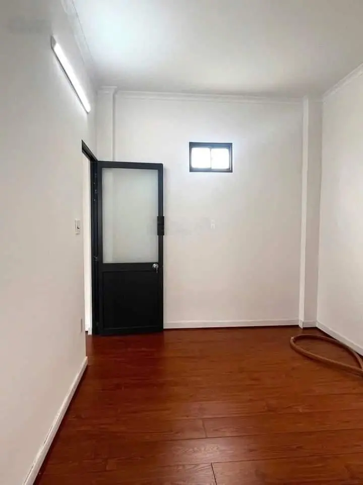 Bán căn nhà đường số 13, Linh Xuân, Thủ Đức, DT 60m2 sổ sẵn