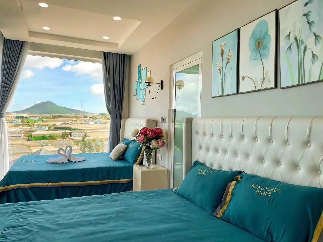 Villa sân vườn góc 2MT Trịnh Hoài Đức P11 200m2 3 tầng khai thác 80 - 100tr/tháng view thoáng đẹp