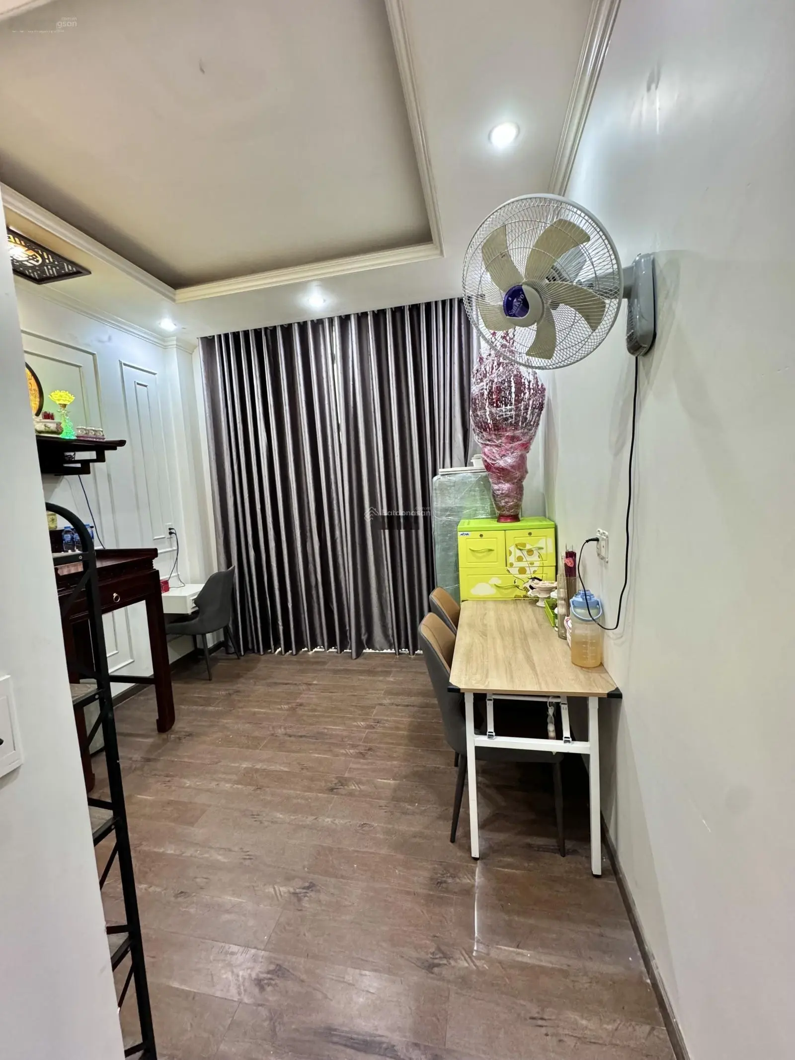 Bán nhà riêng 4PN, 4WC, 35m2 tại Âu Cơ, Phường 10, Tân Bình, 5,6 tỷ
