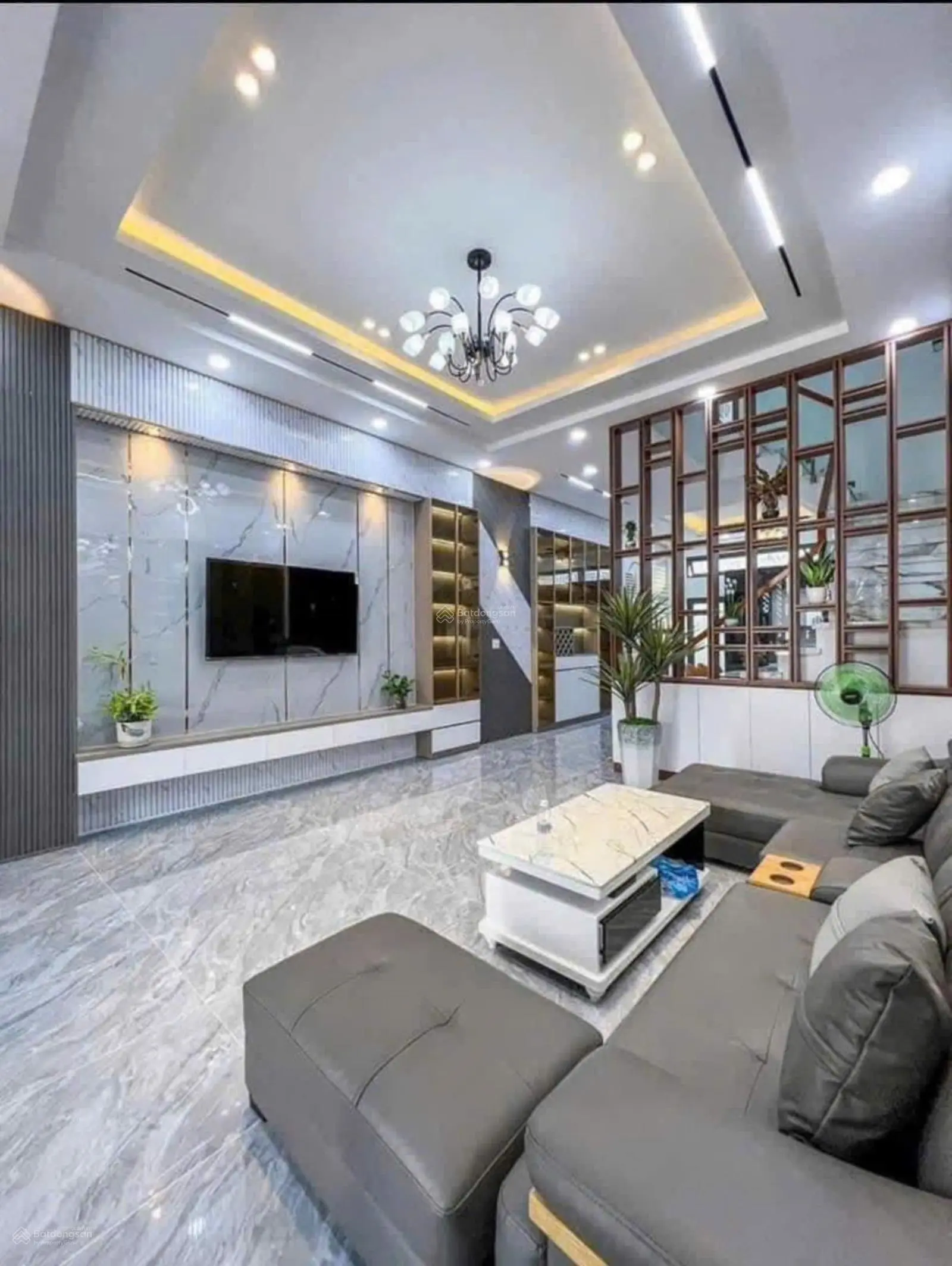 Qua tết đi nước ngoài bán nhà 54m2 đường Trương Định, Quận 3 - (Sổ hồng riêng)