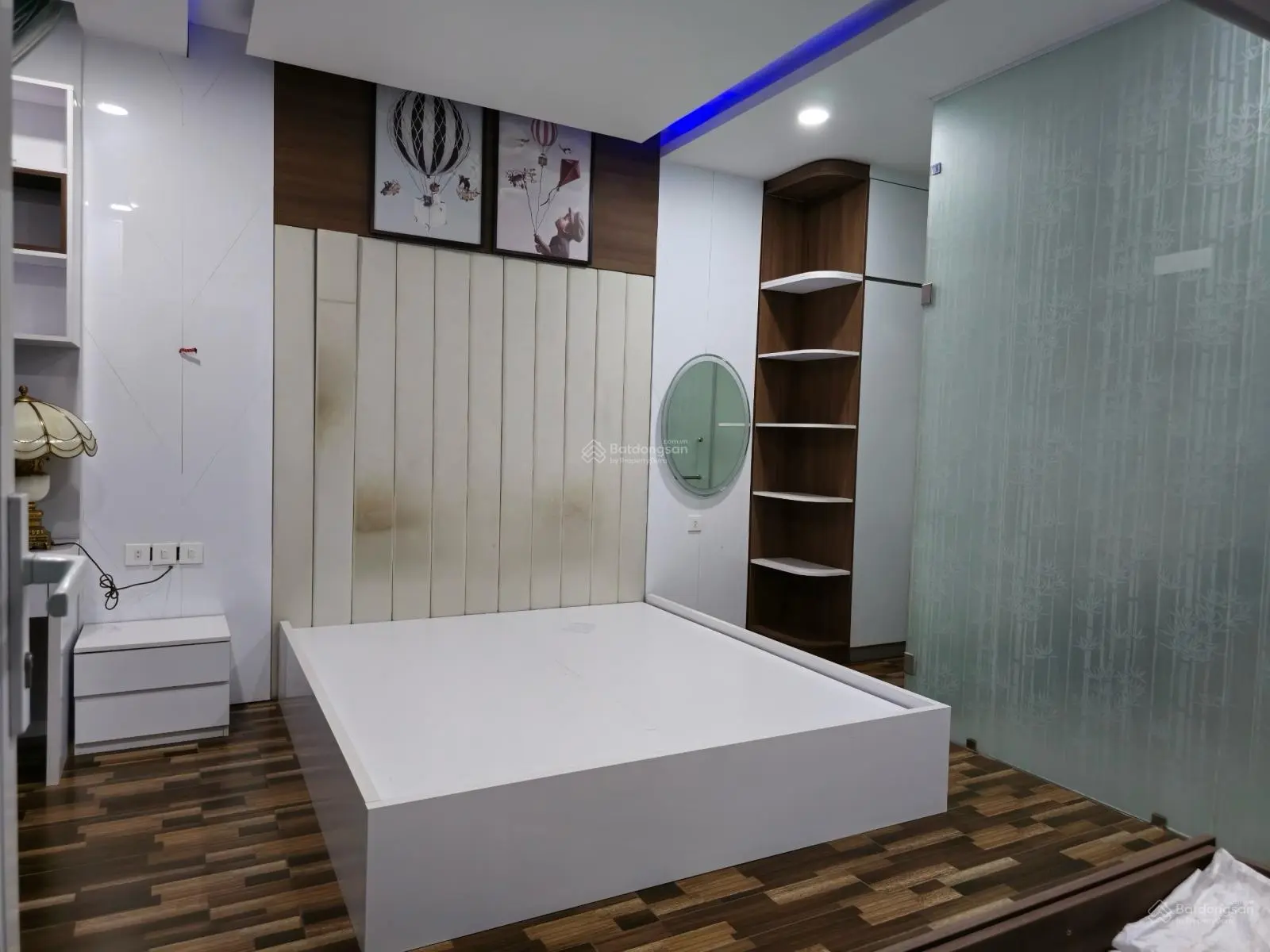 Bán nhà 4 tấm, dối diện công viên, P. BHH. B, Quận Bình Tân