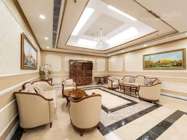 Nhà mặt phố An Dương Vương, DTMB 110m2, mặt tiền 5.8m, 7 tầng. Giá 22 tỷ. Quận Tây Hồ