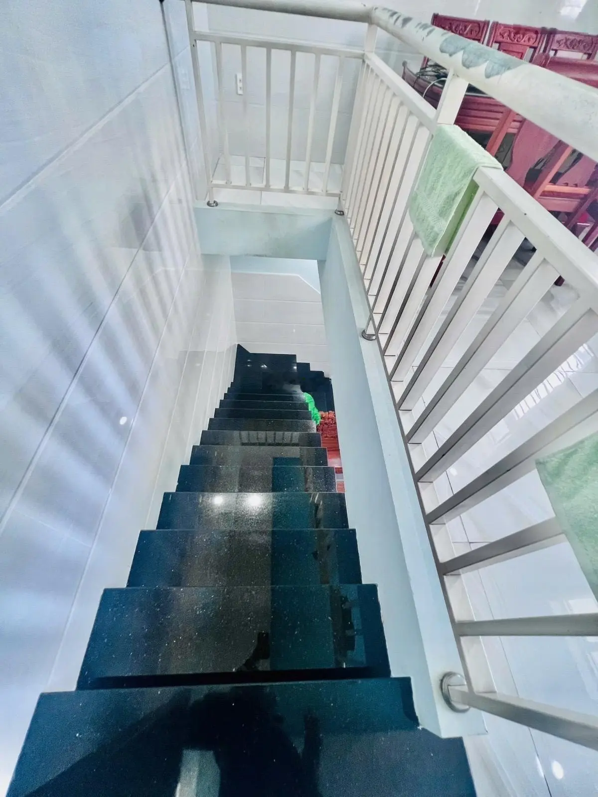 Nhà bán Đường Số 4, Hiệp Bình Phước, Thủ Đức 3 tầng DT: 7 x 28,5m đường xe tải chạy quanh nhà
