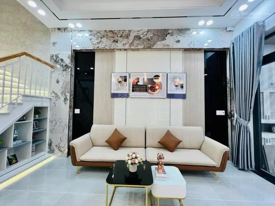 Bán gấp nhà giá rẻ đường cô giang, p.cô giang, quận 1. giá 3 tỷ 350. dt/60m2. 1 trệt 3 lầu. sổ sẵn