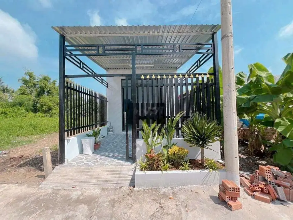 Nhà cấp 4 sân vườn Thị trấn Cần Giuộc, cách mặt tiền QL50 chỉ 500m