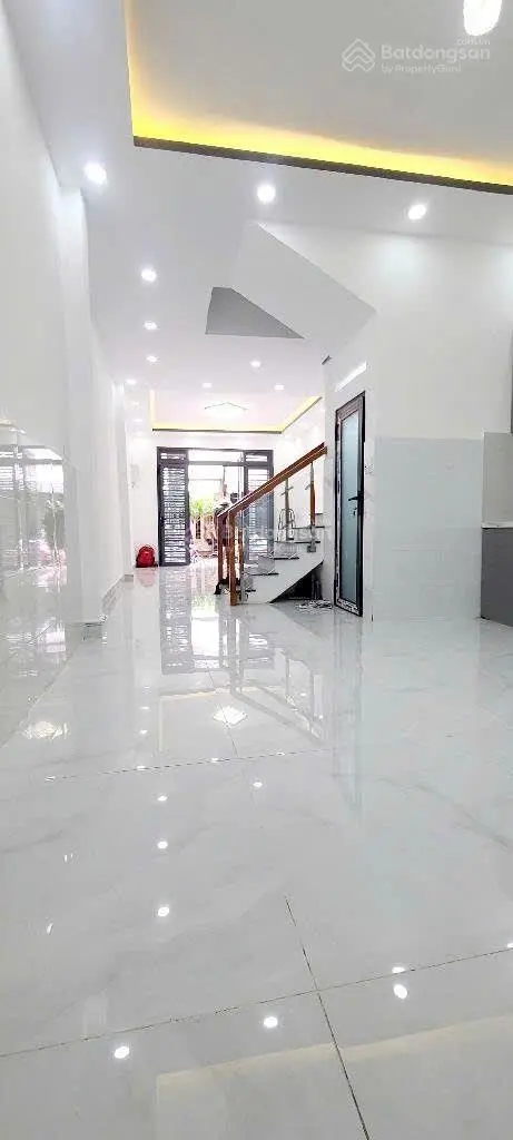 Bán Nhà HXH, 4 tầng, DTSD 136,2m2, đường Phạm Thế Hiển, hoàn công đủ (nhỉnh 5 tỷ)