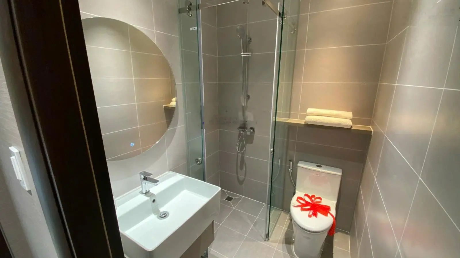 Định hình phong cách sống - Bcons City: 36m2; 1tỷ350/CH; ký HĐ chỉ đóng 5%; CĐT thuê lại 216tr/2năm