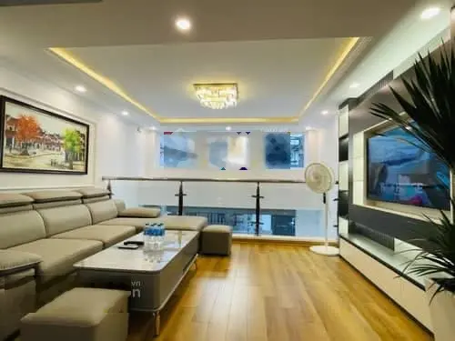 Nhà xây chắc chắn cực đẹp thoáng sáng - ở sướng - nội thất mới tinh - ngõ rộng thoáng
