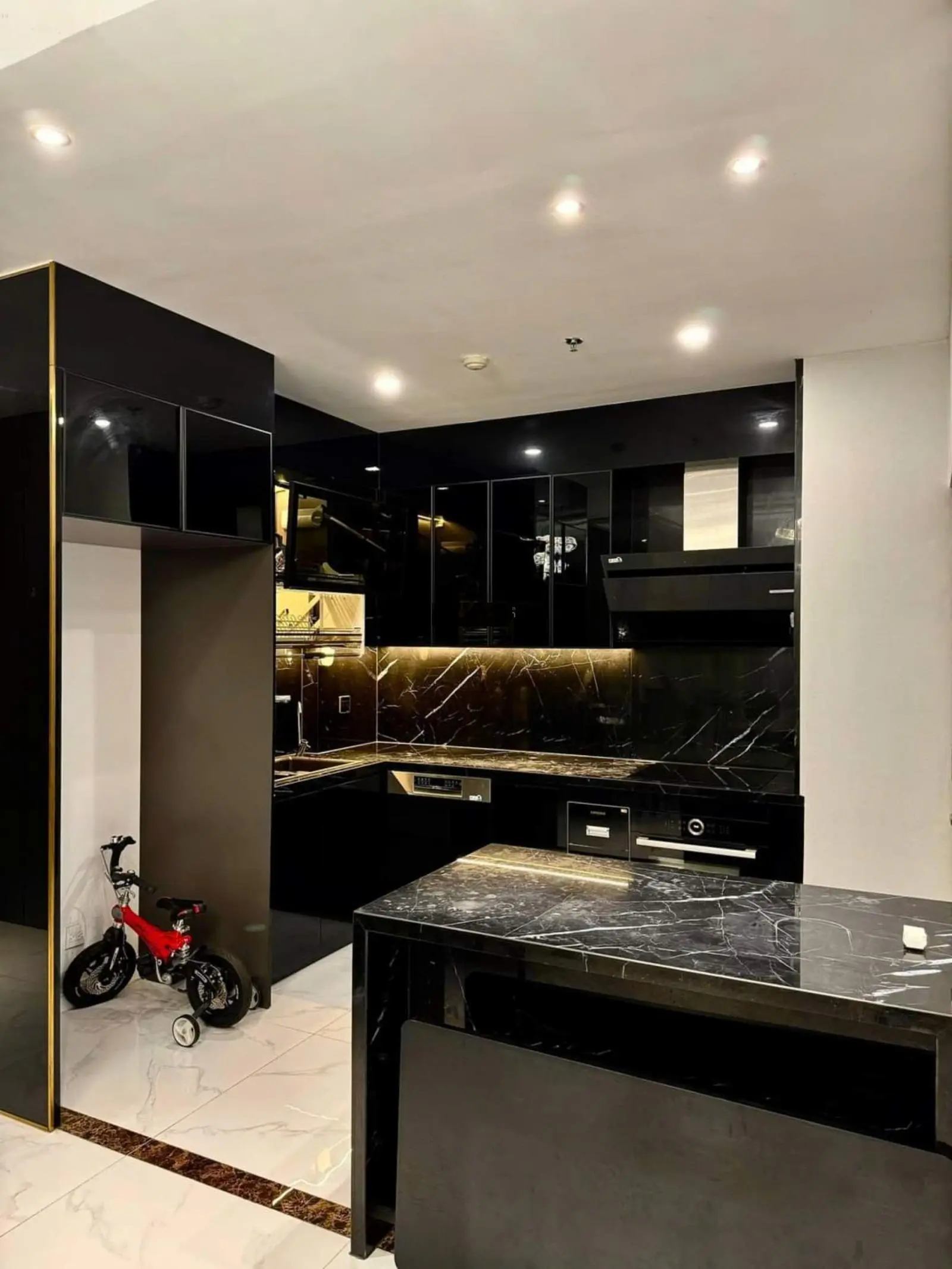 BÁN CHUNG CƯ GOLDMARK CITY 2PN, 3PN GIÁ TỐT NHẤT.