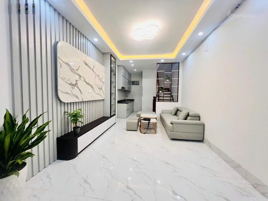 Bán nhà Trần Quốc Vượng - nhà đẹp tặng nội thất - gần nhiều trường đại học lớn - 35m2, hơn 7 tỷ