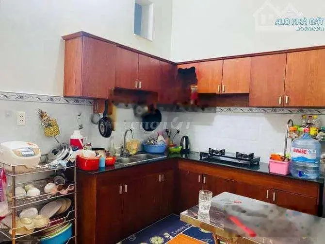 BÁN CĂN NHÀ MT dễ kinh doanh Đ.Tân Tiến,P.8,Tân Bình.Giá: 5 tỷ 750.DT:55,03m2.LH:0906 527 ***