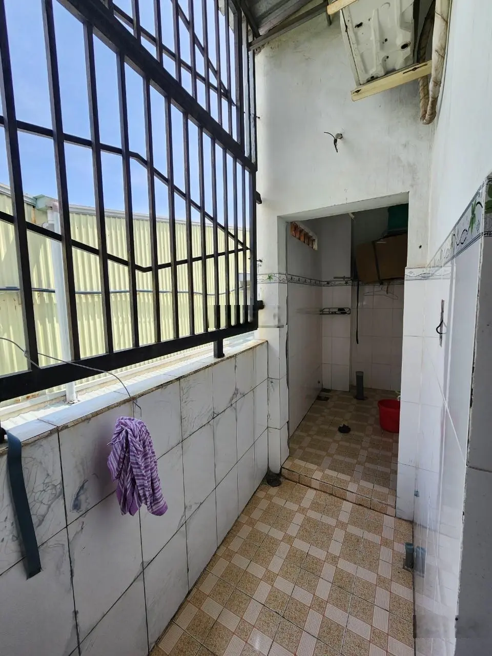 2 tỷ 5 Bán nhà 1 trệt 1 lầu cách đường An Phú 20 chỉ 30m P. An Phú TP. Thuận An