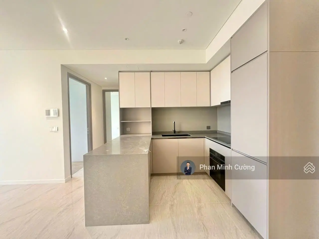 Căn 2 phòng ngủ giá tốt nhất hiện tại chỉ 15.5 tỷ view trực diện Quận 1
