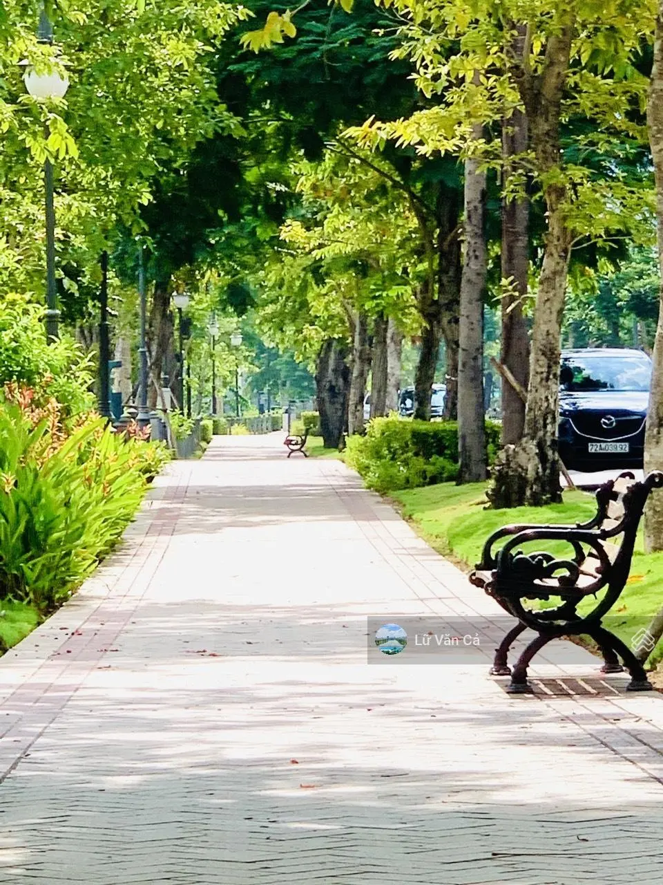 Căn góc 2 mặt tiền đường lớn 8x20m 1 trệt 3 lầu KĐT Lakeview City cần bán giá 24,5 tỷ LH 0902872670