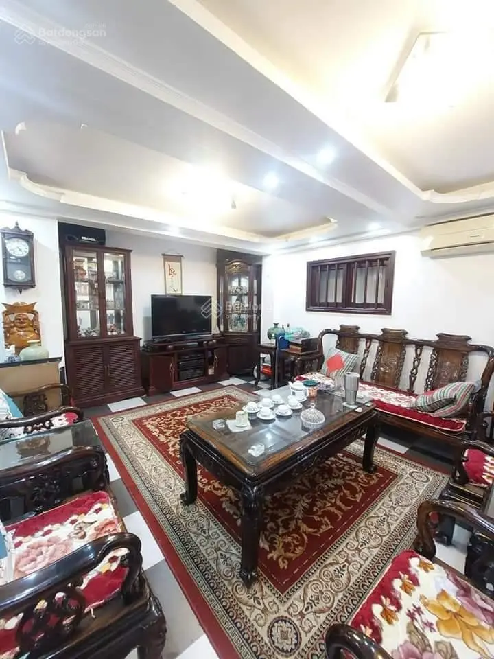 Bán nhà phân lô, lô góc, ô tô tránh Hoàng Cầu, Đống Đa 71m2, 4 tầng, MT 5m, 20 tỷ